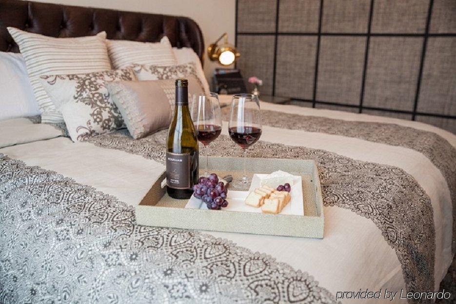 The Charmant Hotel La Crosse Buitenkant foto