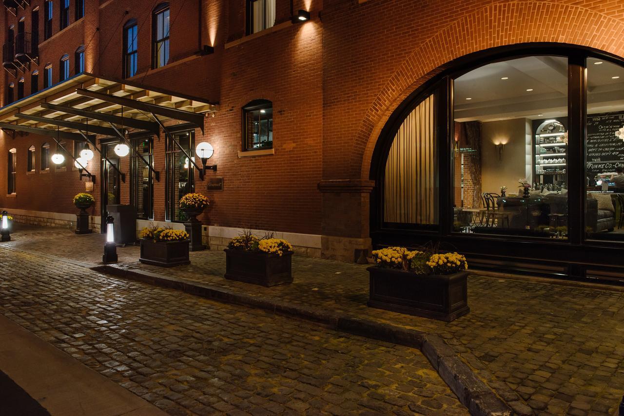 The Charmant Hotel La Crosse Buitenkant foto